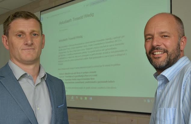 Dr Wyn Morris (left) from Aberystwyth Business School and Dr Gareth Norris from the Department of Psychology at Aberystwyth University who have developed the rural crime study.